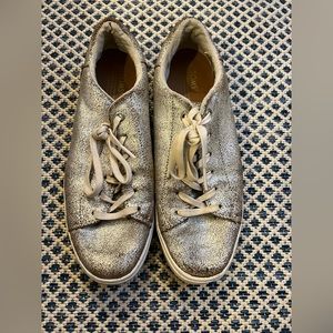 Tom’s Metallic Sneakers